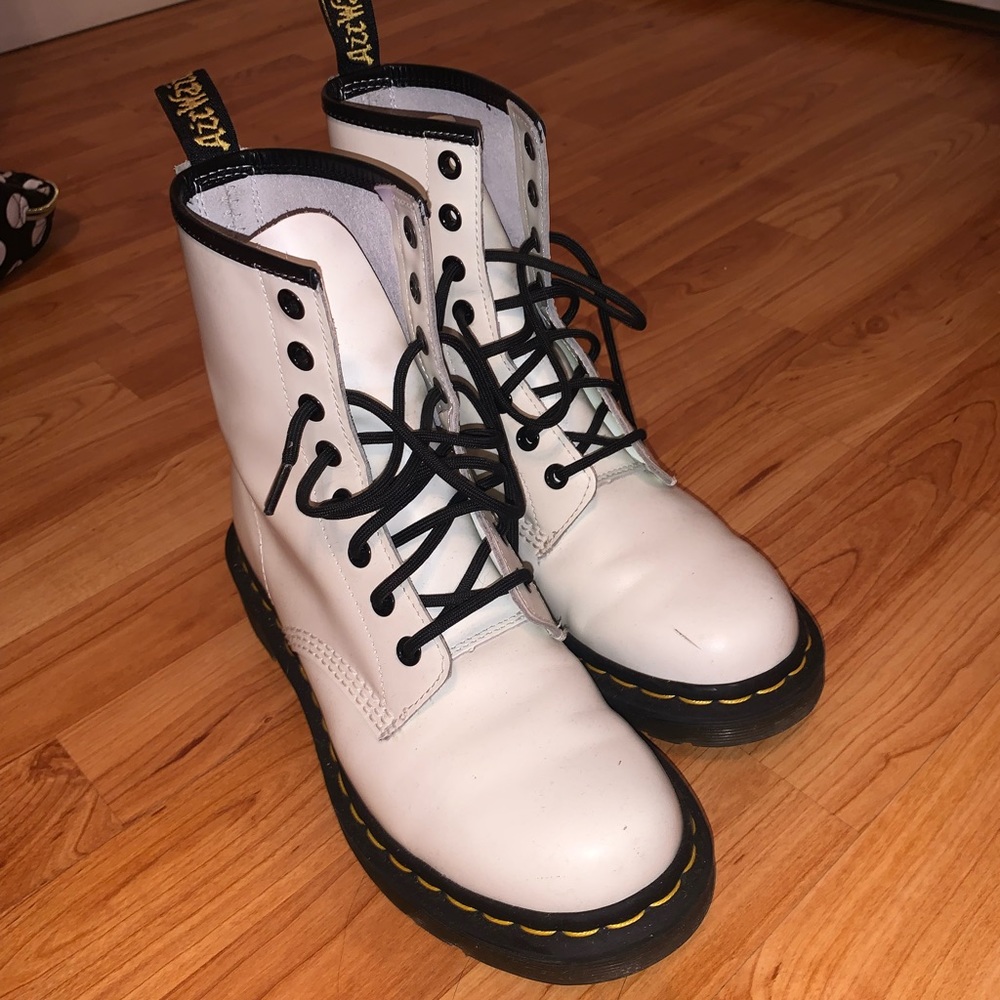Dr. Martens 1460 Smooth Leather Lace Up Boots